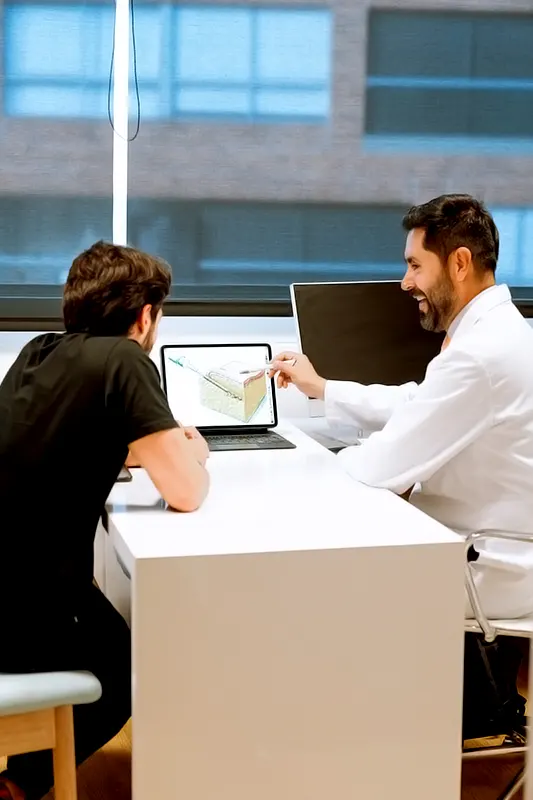 Img-MicroImplante_Capilar-Tratamientos-Papá