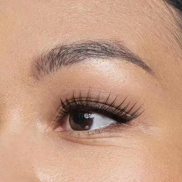 img-implante-de-cejas-en-medellin-1